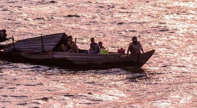 Chiang Khong Boat on Mekong Ri